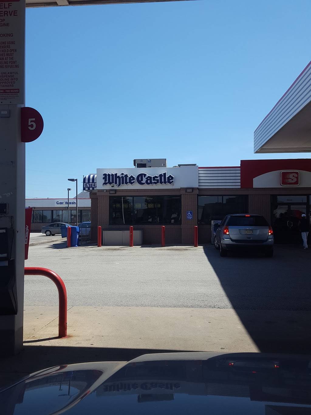 White Castle | restaurant | 9600 Calumet Ave, Munster, IN 46321, USA | 2199247240 OR +1 219-924-7240