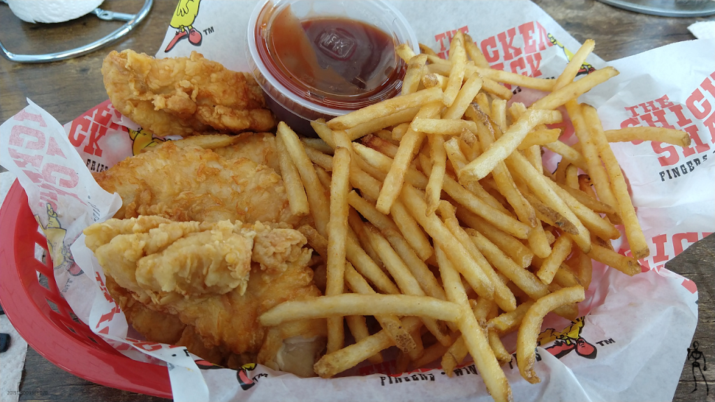 The Chicken Shack | restaurant | 5180 Blue Diamond Rd Ste 115, Las Vegas, NV 89139, USA | 7022632662 OR +1 702-263-2662