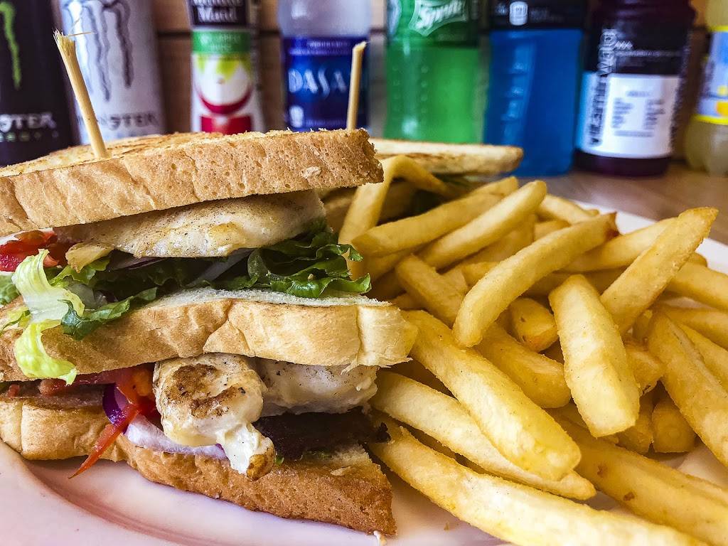 Hot Gyros & More | restaurant | 13101 Paul J Doherty Pkwy Unit #260, Fort Myers, FL 33913, USA | 2392705470 OR +1 239-270-5470