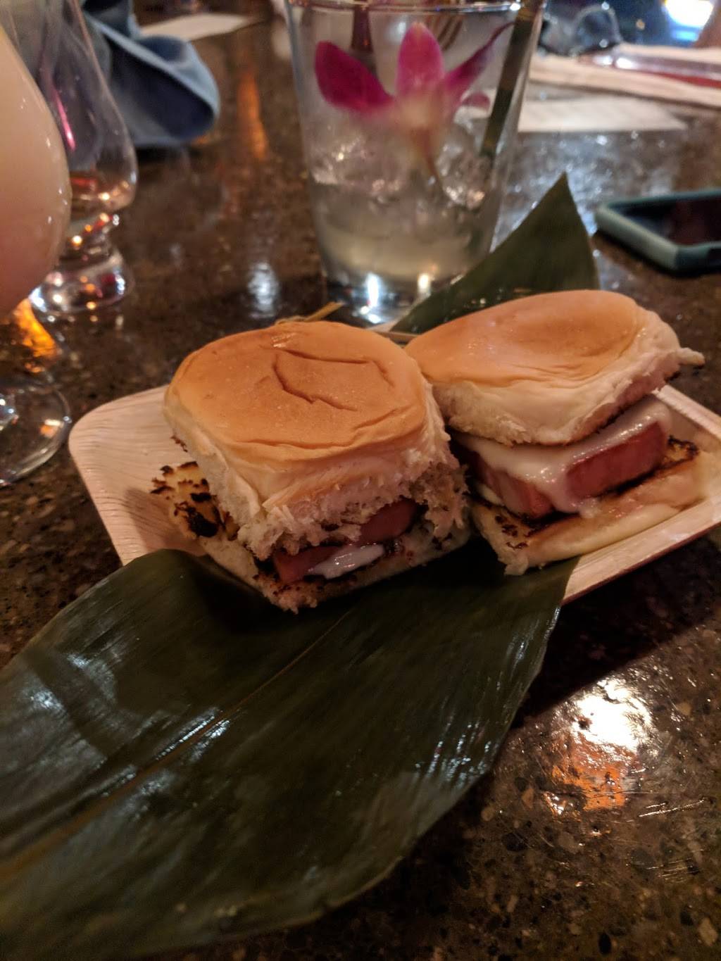 Huli Huli Tiki Lounge | restaurant | 26 W Olentangy St, Powell, OH 43065, USA | 6143968437 OR +1 614-396-8437