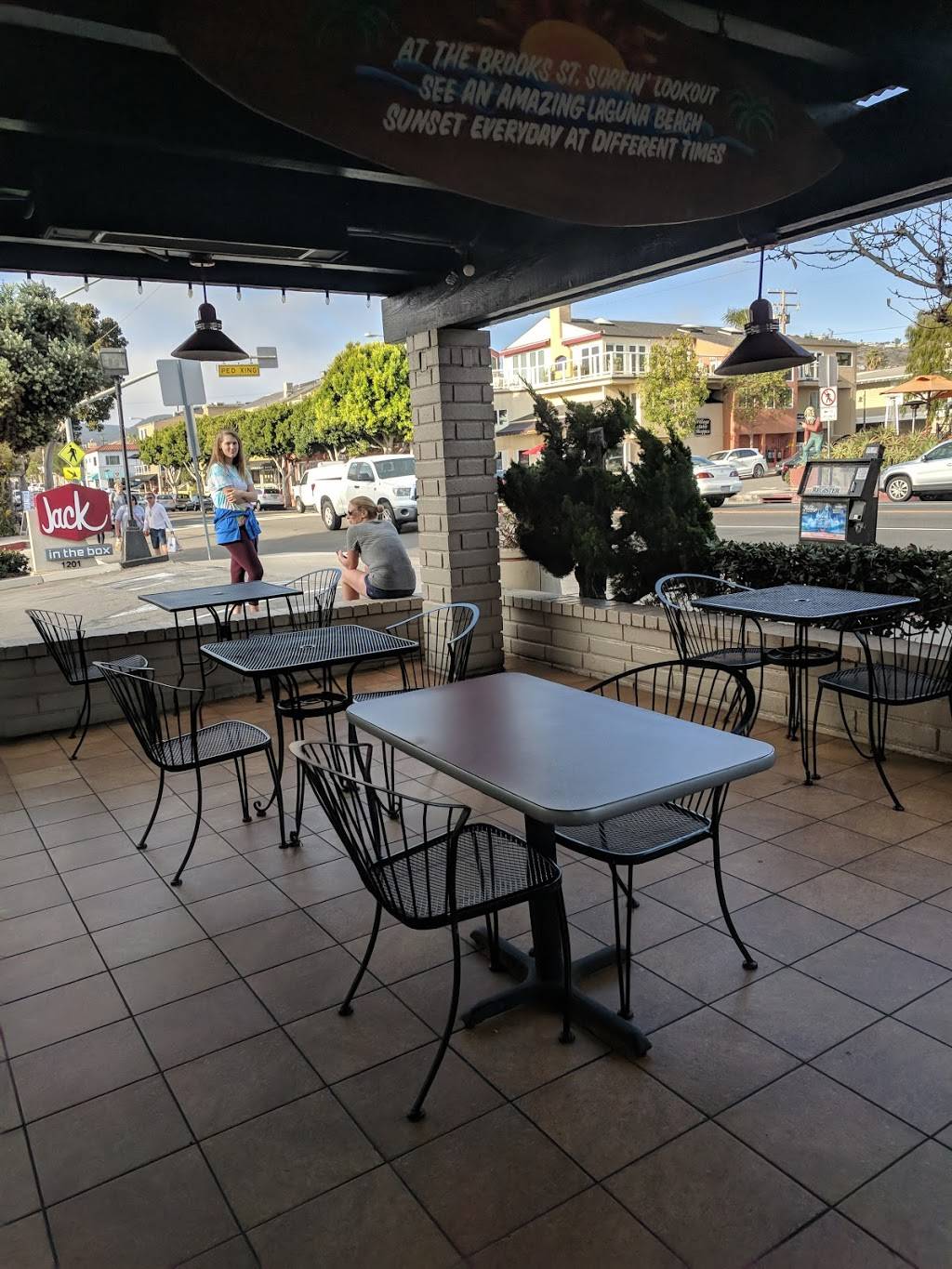 Jack in the Box | restaurant | 1201 S Coast Hwy, Laguna Beach, CA 92651, USA | 9494949557 OR +1 949-494-9557