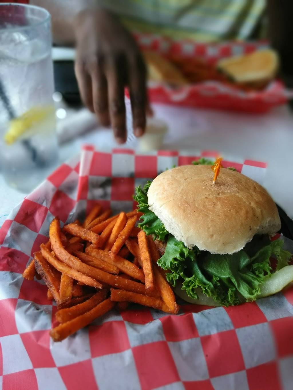 Sandbridge Island Restaurant | meal delivery | 205 Sandbridge Rd, Virginia Beach, VA 23456, USA | 7577212899 OR +1 757-721-2899