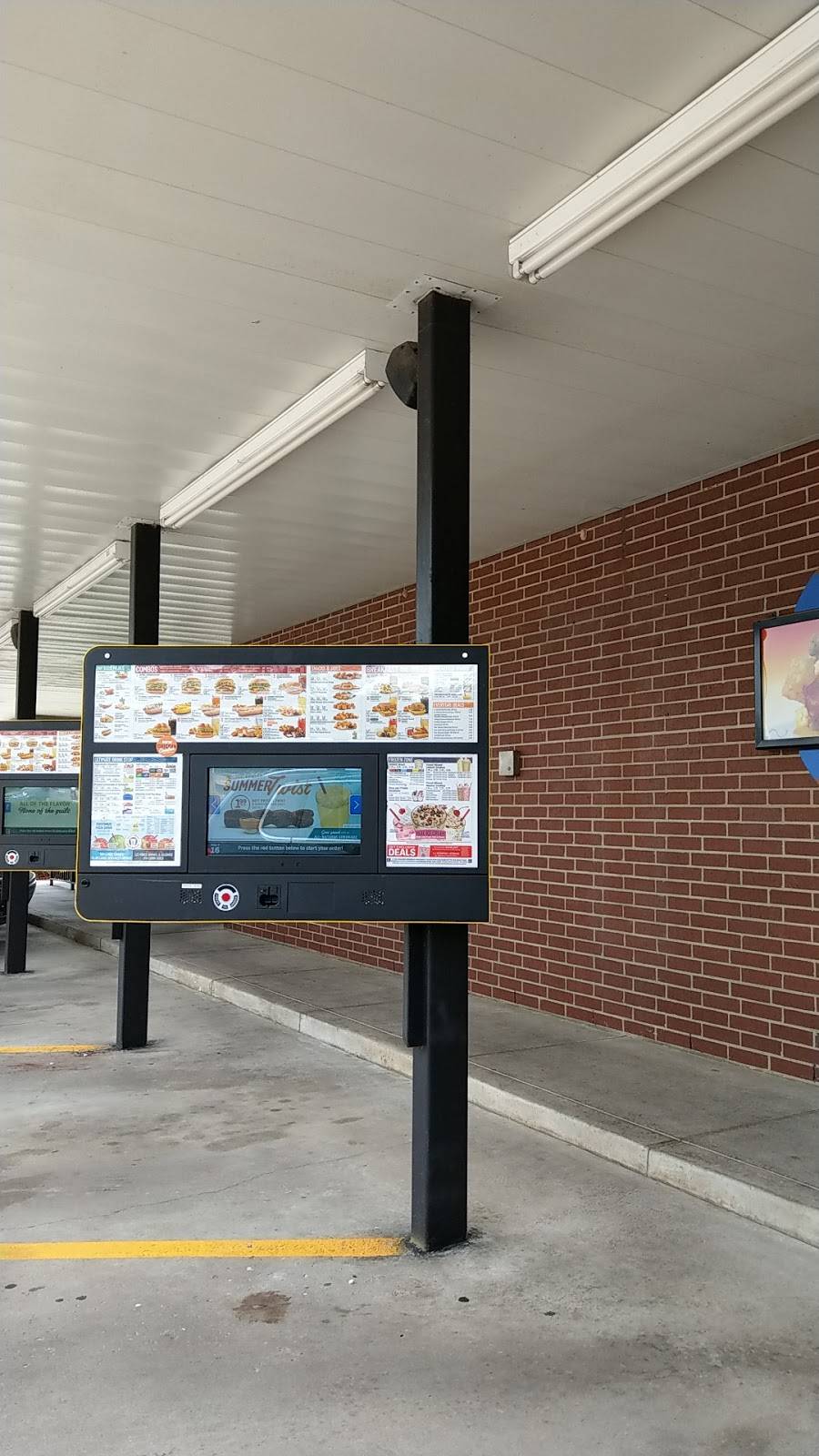 Sonic Drive-In | restaurant | 5922 Farm to Market Rd 1488, Magnolia, TX 77354, USA | 9362714757 OR +1 936-271-4757