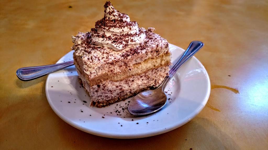 Granadinos Italian Restaurant | restaurant | 1840 Drew St, Clearwater, FL 33765, USA | 7272866241 OR +1 727-286-6241