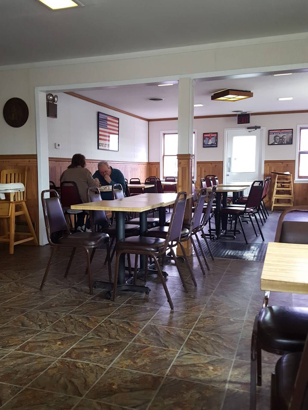 Clarksville Seafood Restaurant | restaurant | 916 Eastern Blvd, Clarksville, IN 47129, USA | 8122838588 OR +1 812-283-8588