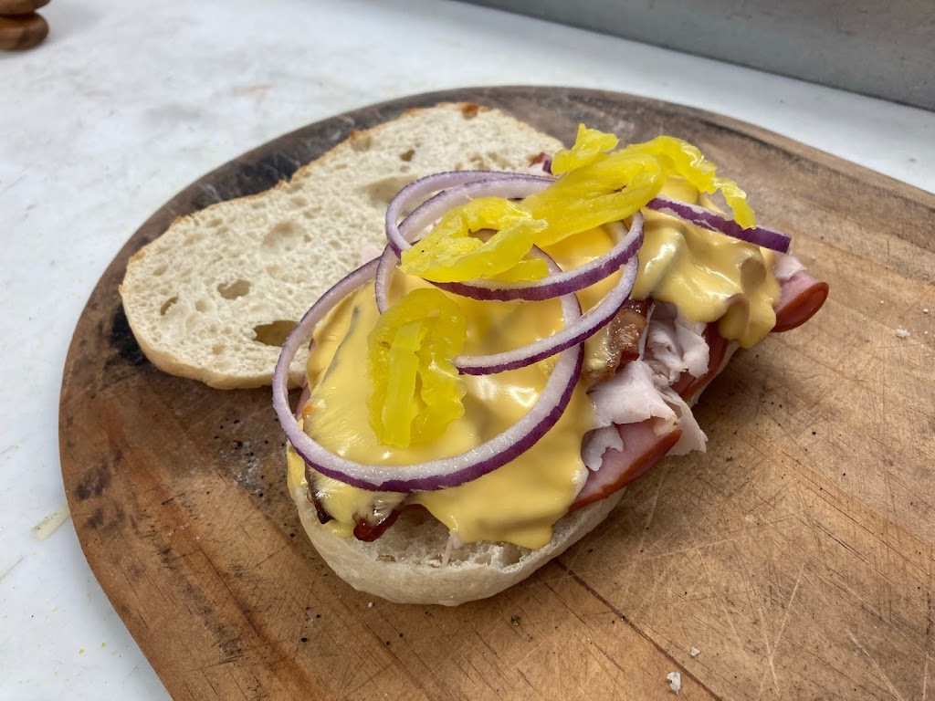 Pizza Reheas | restaurant | 110 Broadway St, Burns, KS 66840, USA | 6207265524 OR +1 620-726-5524