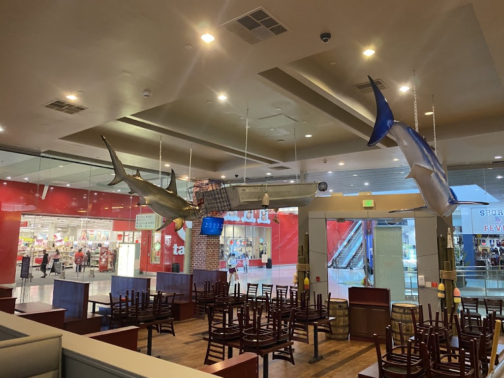 Crab Pub | restaurant | 3030 Plaza Bonita Rd Ste #1430, National City, CA 91950, USA | 6197736489 OR +1 619-773-6489