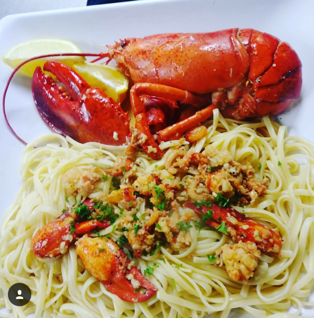 Catch 1251 Seafood & Grill | restaurant | 1251 River Rd, Agawam, MA 01001, USA | 4133917640 OR +1 413-391-7640