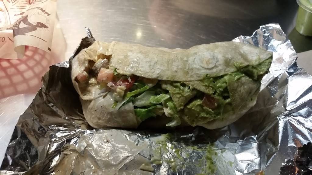Chipotle Mexican Grill | restaurant | 3227 W Addison St, Chicago, IL 60618, USA | 7735962588 OR +1 773-596-2588