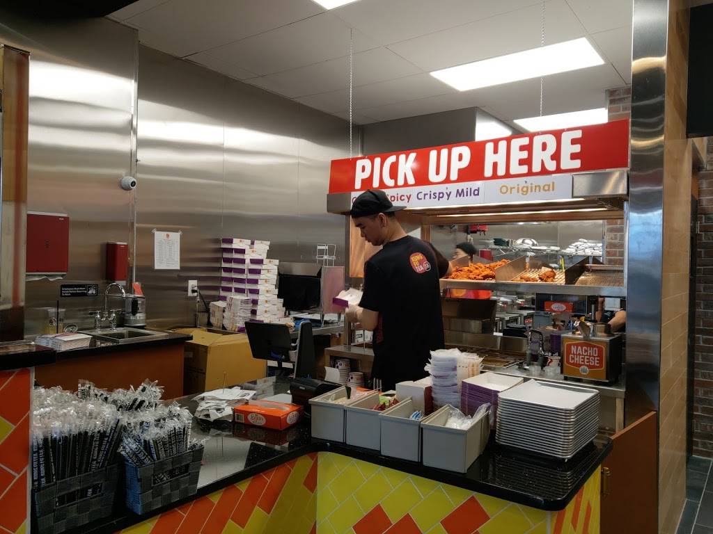 TKK Fried Chicken 頂呱呱 | meal takeaway | 4500 City Ave, Philadelphia, PA 19131, USA | 2159219086 OR +1 215-921-9086