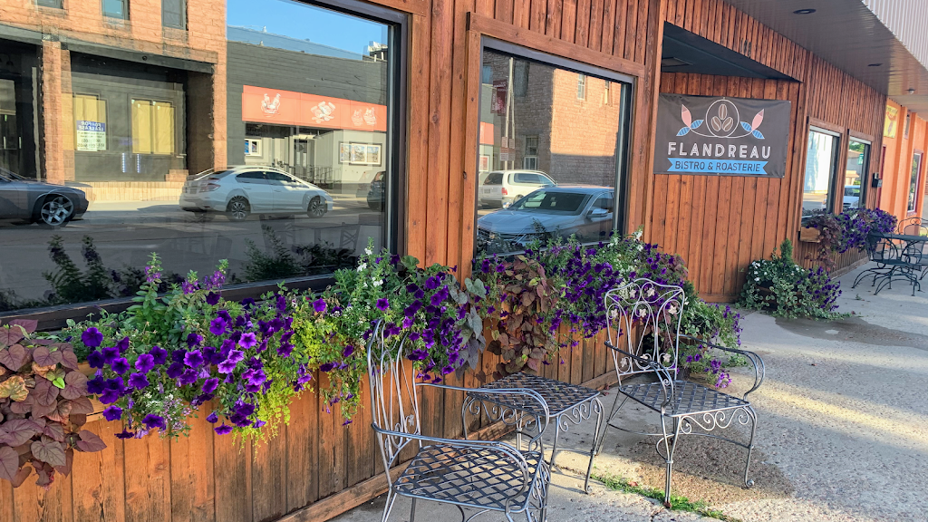 Flandreau Bistro & Roasterie | cafe | 108 N Wind St, Flandreau, SD 57028, USA | 6055730940 OR +1 605-573-0940