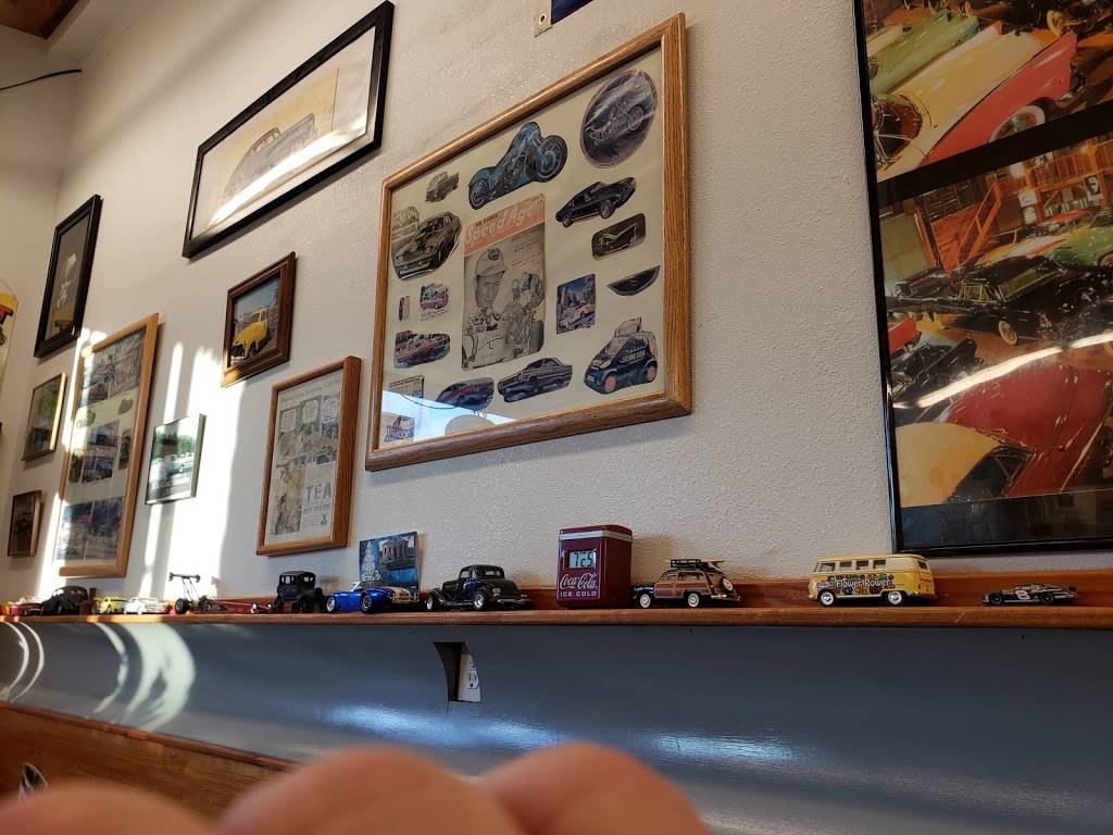 Priscillas Cruise In Cafe | restaurant | 2343 E Hwy 101, Port Angeles, WA 98362, USA | 3604572003 OR +1 360-457-2003