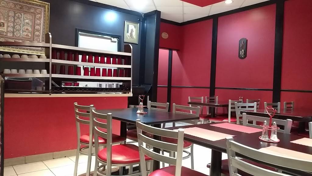 Red Chillies | restaurant | 43743 Van Dyke Ave, Sterling Heights, MI 48314, USA | 5868034388 OR +1 586-803-4388