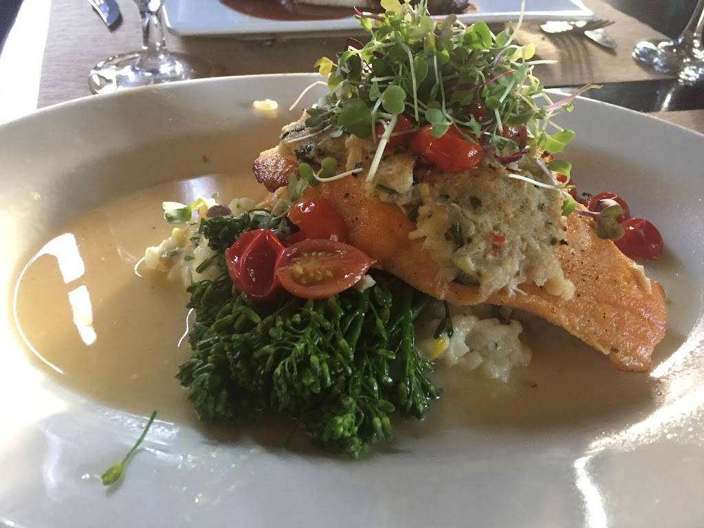 Ruvo East | restaurant | 105 Wynn Ln, Port Jefferson, NY 11777, USA | 6314763800 OR +1 631-476-3800