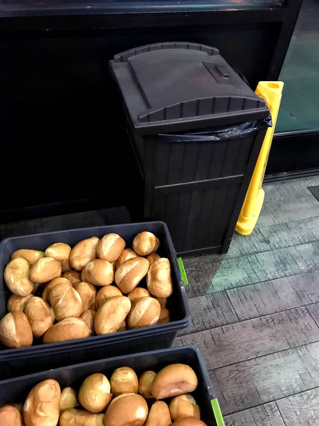 Giò Chả Đức Hương Sandwiches | restaurant | 1020 Story Rd, San Jose, CA 95122, USA | 4089938001 OR +1 408-993-8001