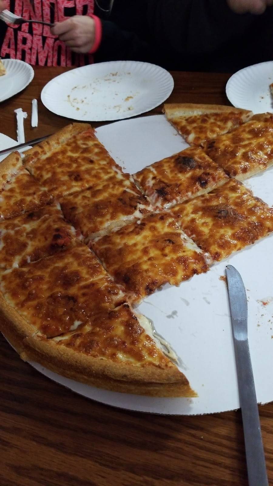 Brattleboro Village Pizza | restaurant | 1155 Putney Rd, Brattleboro, VT 05301, USA | 8022575065 OR +1 802-257-5065