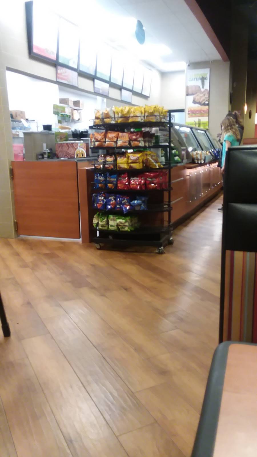 Subway | meal takeaway | 509 NE Santiam Blvd, Mill City, OR 97360, USA | 5038976087 OR +1 503-897-6087