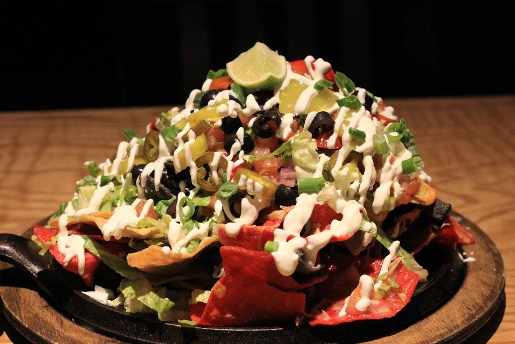 T-Bones Road House | restaurant | 22 Main St, Plymouth, MA 02360, USA | 5087472667 OR +1 508-747-2667