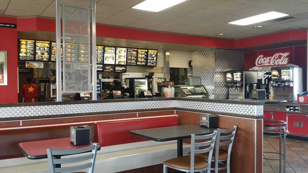 Carls Jr. | restaurant | 7646 N Blackstone Ave, Fresno, CA 93720, USA | 5592612760 OR +1 559-261-2760