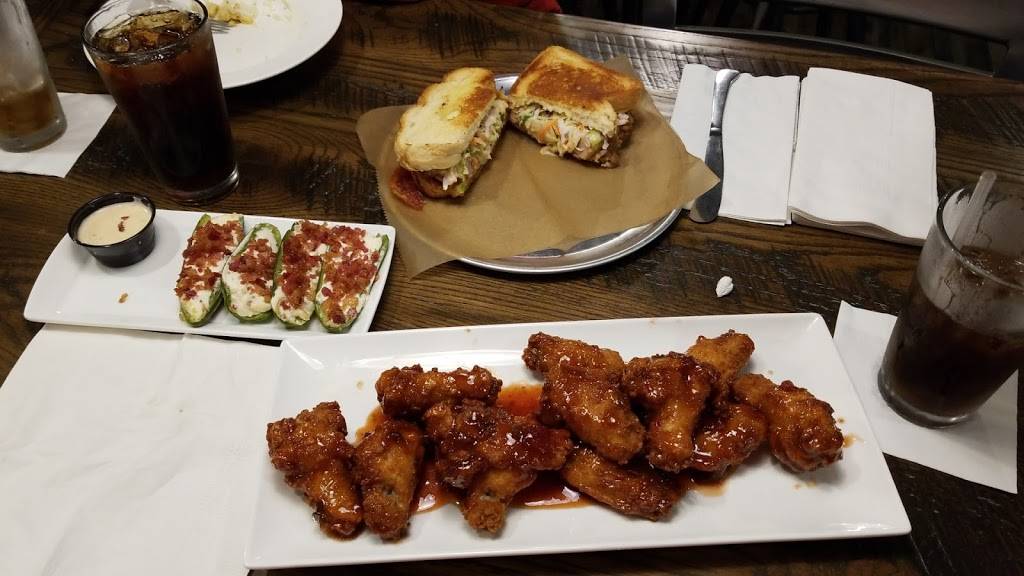 MIXX 165 | restaurant | 165 W Sandusky St, Mechanicsburg, OH 43044, USA | 9378345300 OR +1 937-834-5300