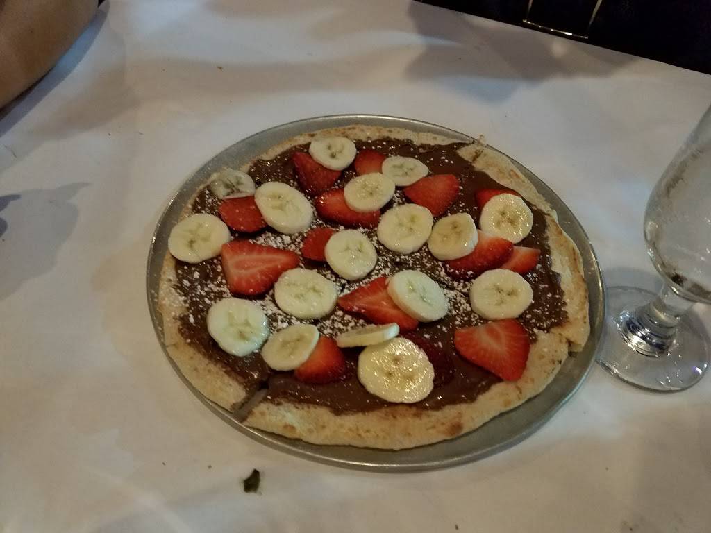 Giannas | restaurant | 1034 N Broadway, Yonkers, NY 10701, USA | 9143750106 OR +1 914-375-0106