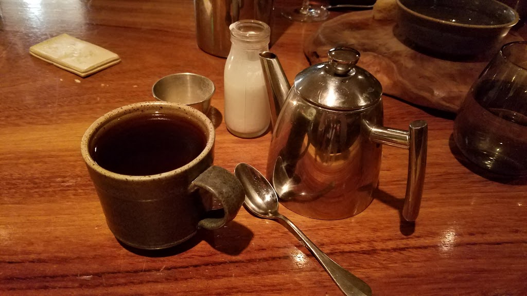 Mainland Inn | restaurant | 17 Mainland Rd, Harleysville, PA 19438, USA | 4124280013 OR +1 412-428-0013