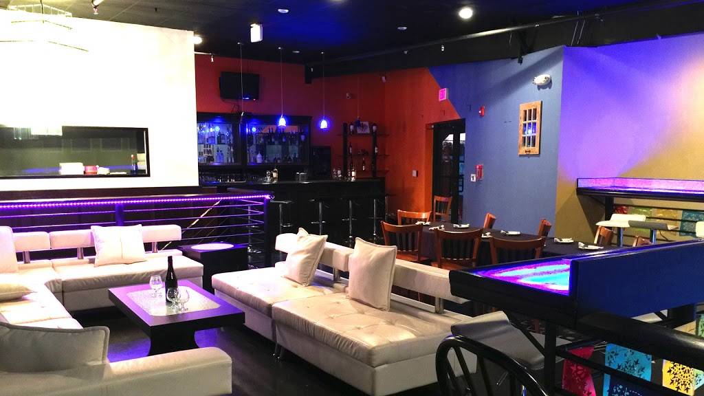 Bombón Restaurant Bar & Lounge | restaurant | 1118 N Washington Blvd, Sarasota, FL 34236, USA | 9414878199 OR +1 941-487-8199