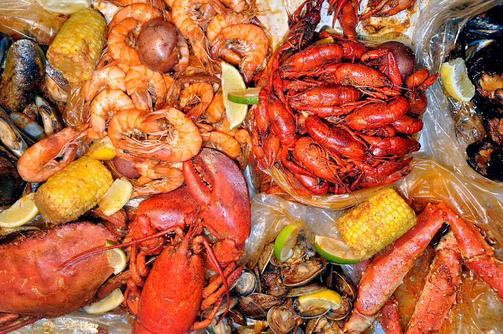 Claws And Craws | restaurant | 967 Manor Blvd, San Leandro, CA 94579, USA | 5103519999 OR +1 510-351-9999