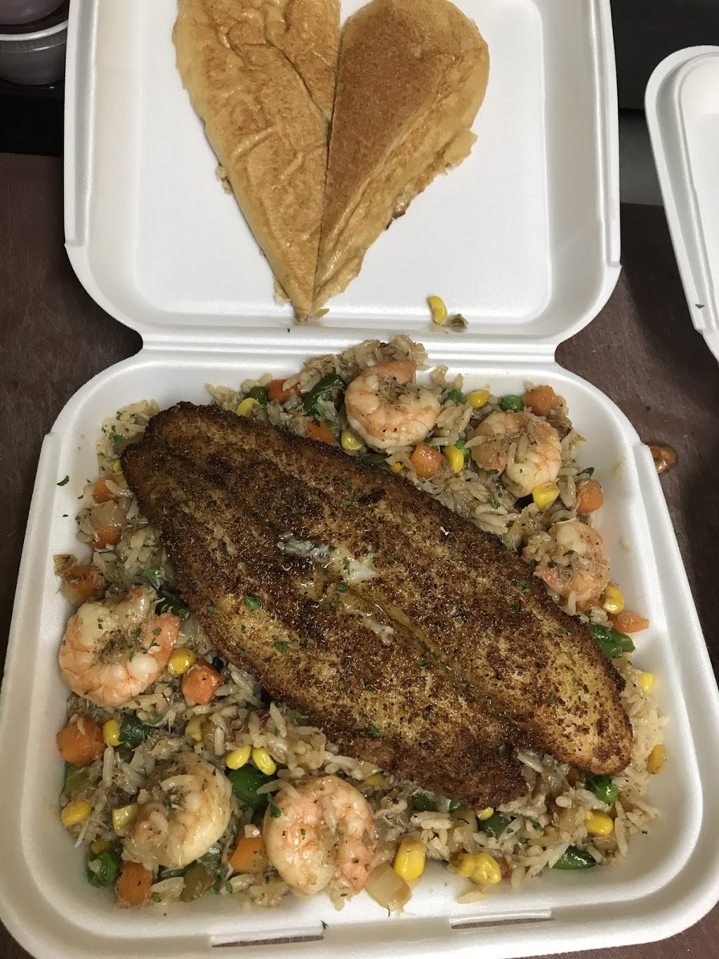 Ozzys Restaurant | restaurant | 5612, 12610 US-90, Grand Bay, AL 36541, USA | 2518652822 OR +1 251-865-2822