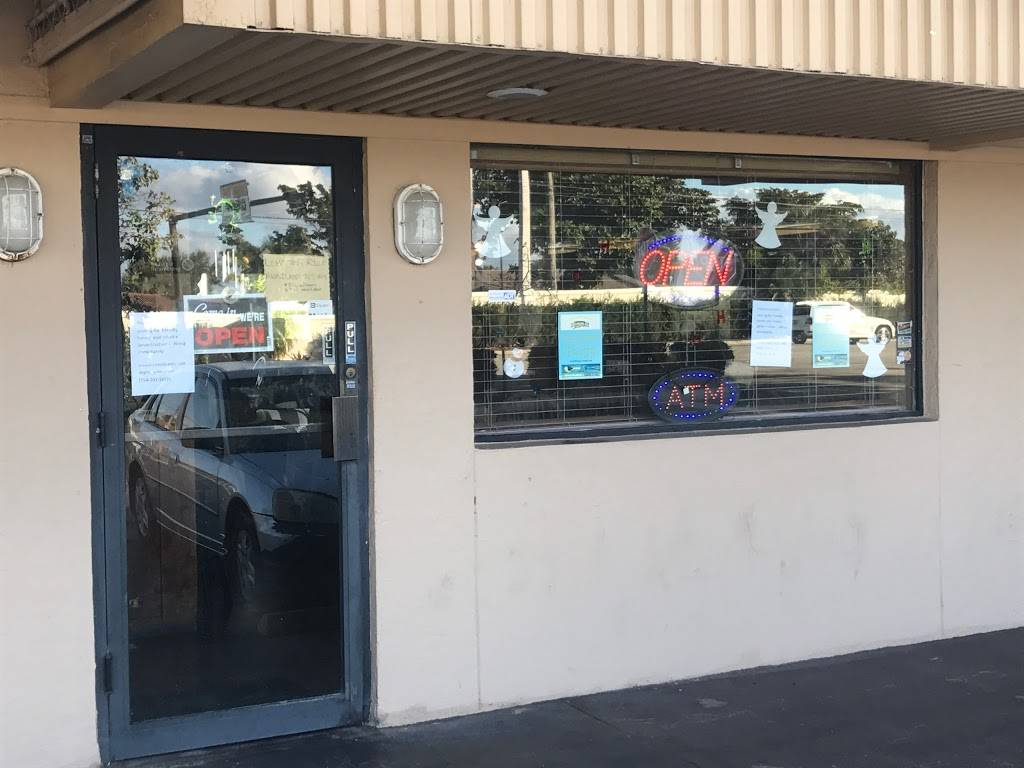 Bahamian Reef Seafood Restaurant | restaurant | 7836 NW 44th St, Sunrise, FL 33351, USA | 9547487835 OR +1 954-748-7835