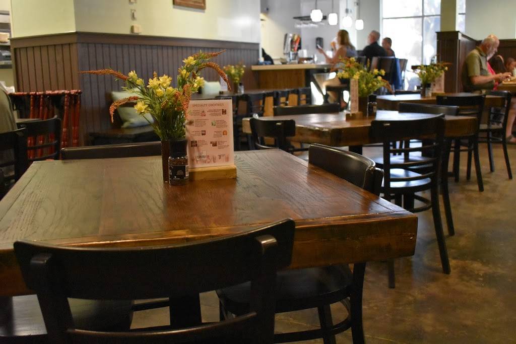 Candor Grille | restaurant | 13418 Boyette Rd, Riverview, FL 33569, USA | 8135480410 OR +1 813-548-0410