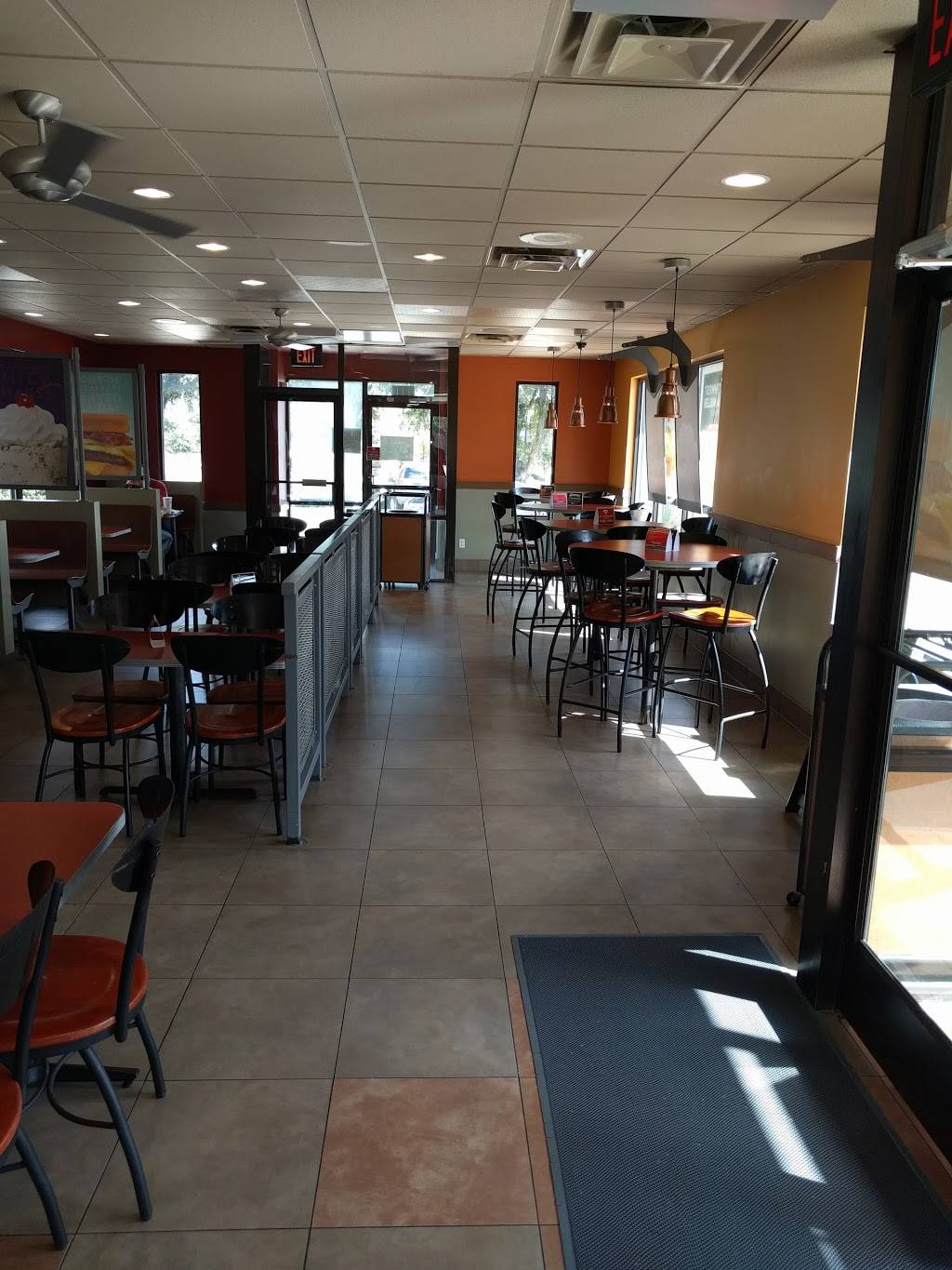 Jack in the Box | restaurant | 5340 Matlock Rd, Arlington, TX 76018, USA | 8174676611 OR +1 817-467-6611