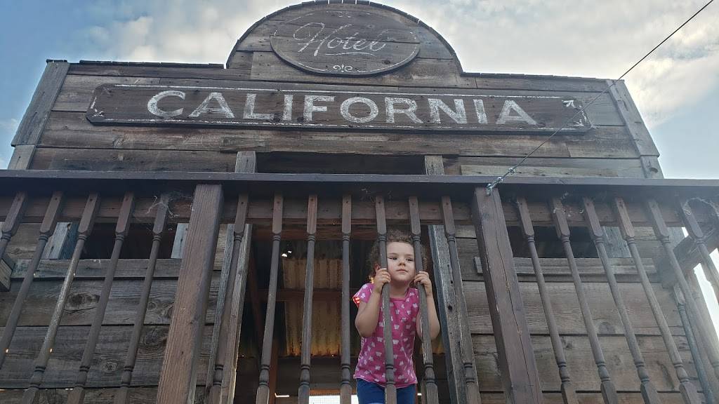 Wild Jacks Tex-Mex BBQ | restaurant | 33300 Bernard Dr, Kettleman City, CA 93239, USA | 5596340275 OR +1 559-634-0275