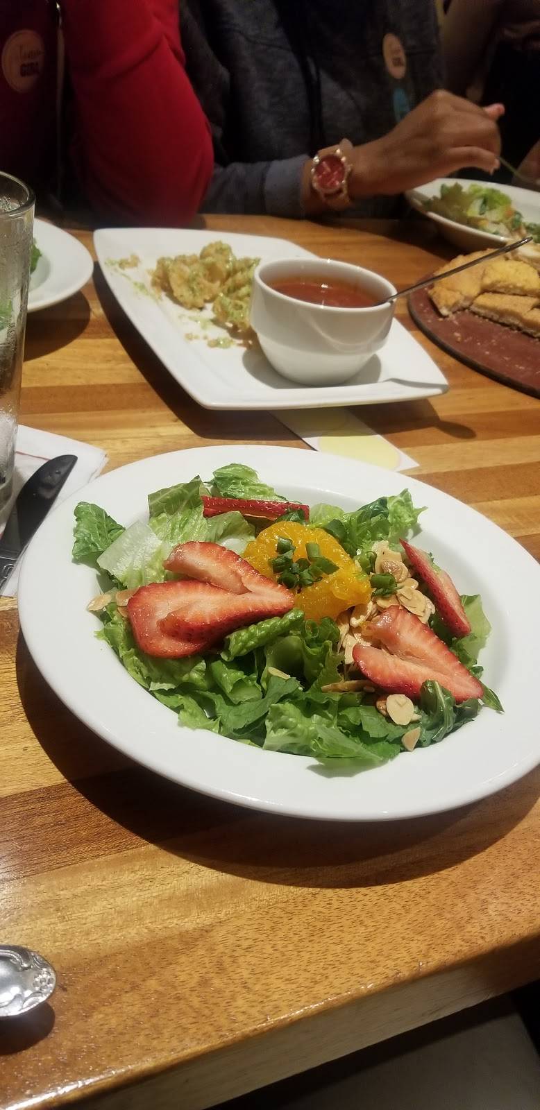 Stancatos Italian Restaurant | restaurant | 4958, 7380 State Rd, Parma, OH 44134, USA | 4408866242 OR +1 440-886-6242