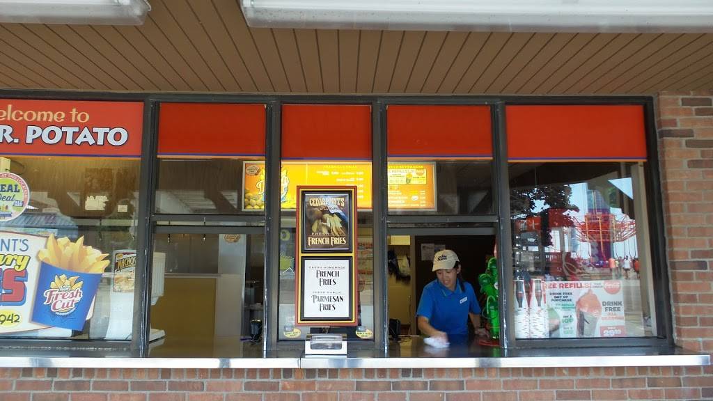 Mr. Potato | meal takeaway | 1 Cedar Point Blvd, Sandusky, OH 44870, USA | 4196272350 OR +1 419-627-2350