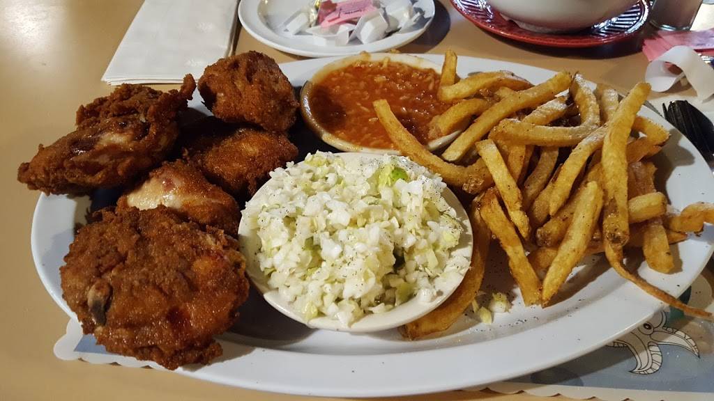 Hopocan Gardens | restaurant | 4396 W Hopocan Ave, Norton, OH 44203, USA | 3308259923 OR +1 330-825-9923