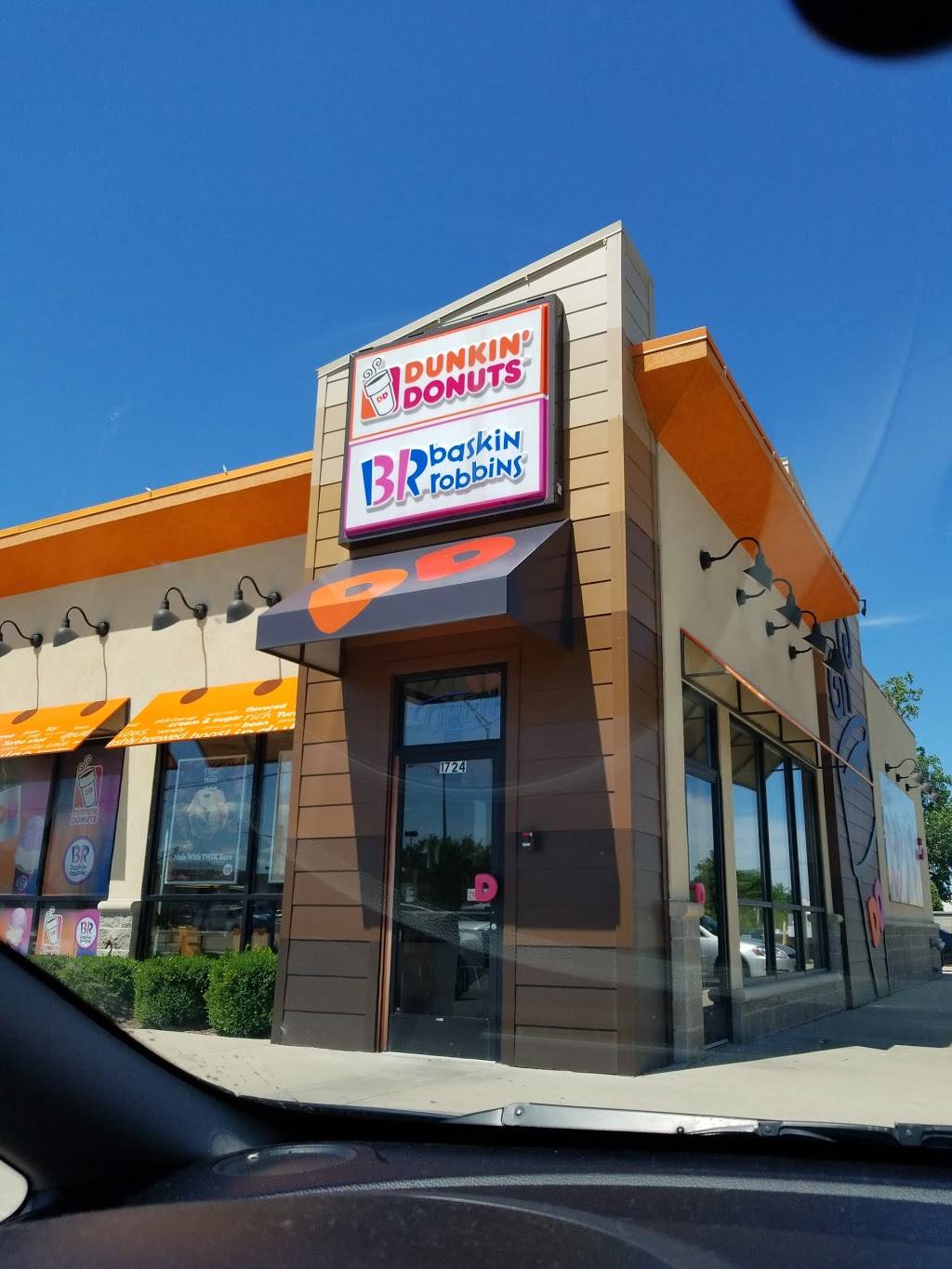Dunkin | cafe | 1724 N Plainfield Rd, Crest Hill, IL 60435, USA | 8157414511 OR +1 815-741-4511