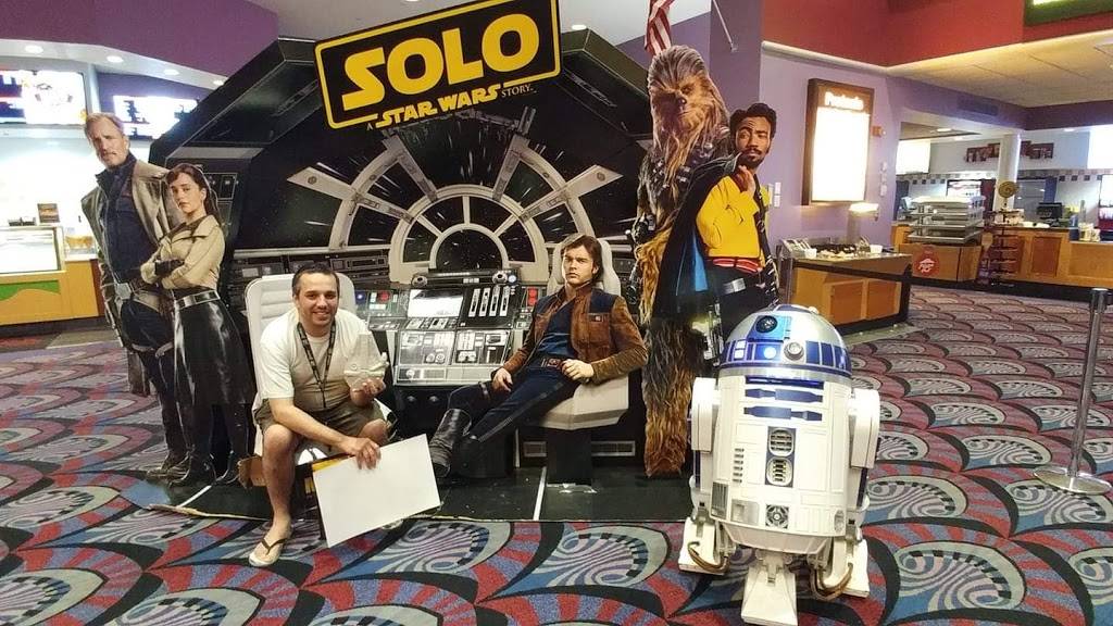 Cinemark Buckland Hills 18 & IMAX | meal takeaway | 99 Redstone Rd, Manchester, CT 06042, USA | 8606464555 OR +1 860-646-4555