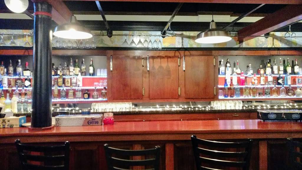 Rauls Mexican Grill | restaurant | 164 Glen St, Glens Falls, NY 12801, USA | 5187611180 OR +1 518-761-1180