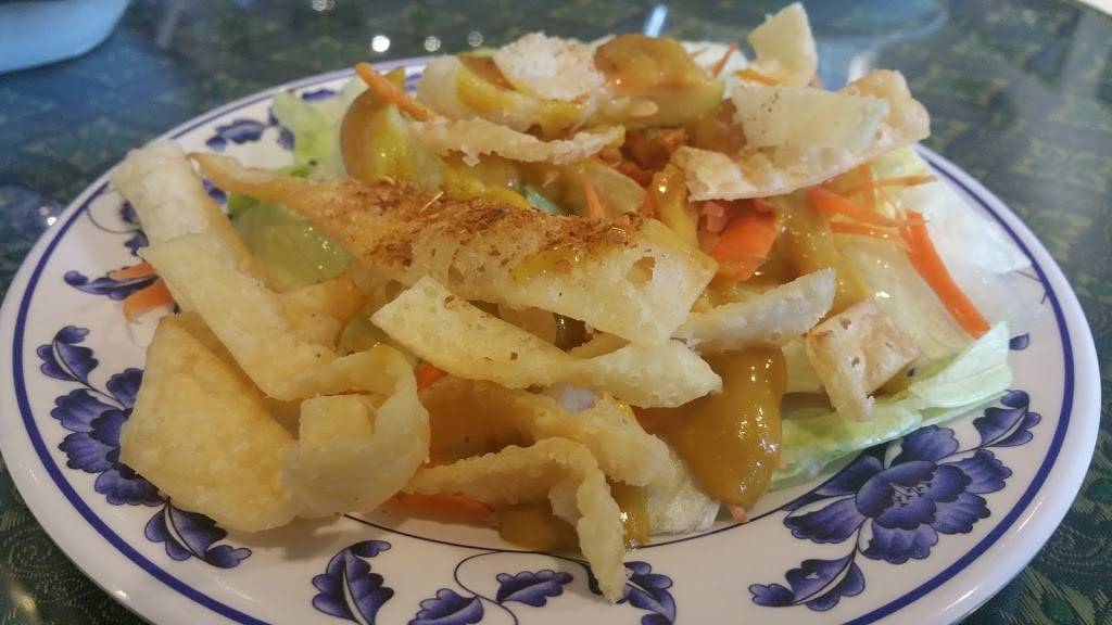 Siam Smile Thai Cuisine | restaurant | 1907 W Magnolia Blvd, Burbank, CA 91506, USA | 8185585051 OR +1 818-558-5051