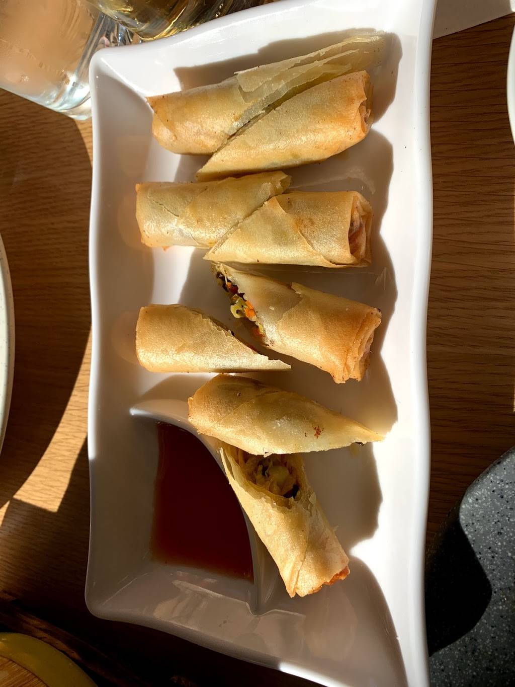 Phat Phat | restaurant | 17 S Roselle Rd, Schaumburg, IL 60193, USA | 8472502345 OR +1 847-250-2345