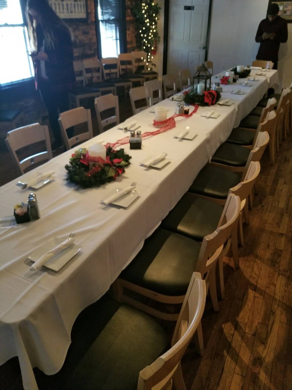 The Port Public House | restaurant | 1229 Hull St, Baltimore, MD 21230, USA | 4102446442 OR +1 410-244-6442