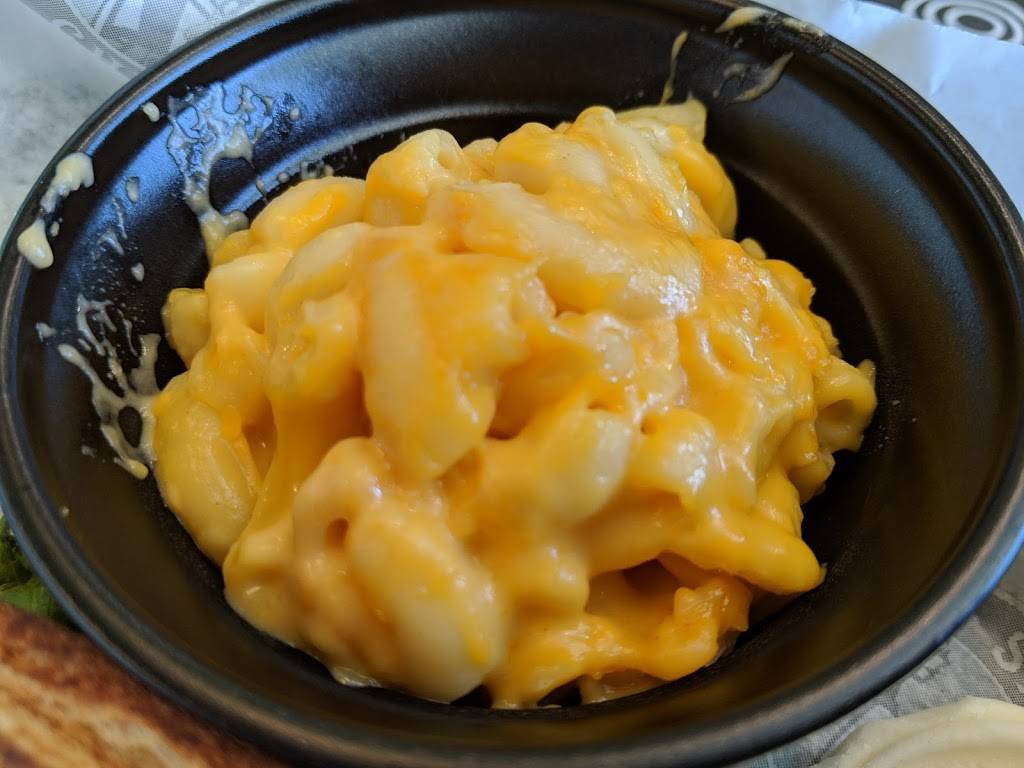 Chicken Salad Chick | restaurant | 5050 Carothers Pkwy #112, Franklin, TN 37067, USA | 6152356199 OR +1 615-235-6199