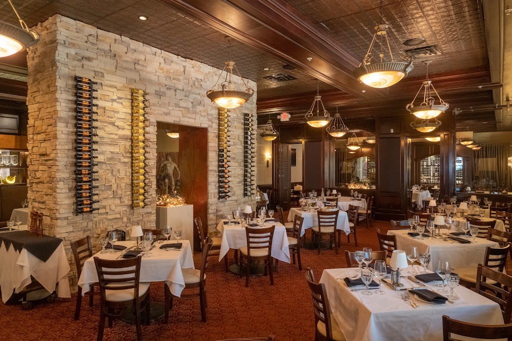 Stoneys Steakhouse | restaurant | 403 Bayfront Pl, Naples, FL 34102, USA | 2394359353 OR +1 239-435-9353