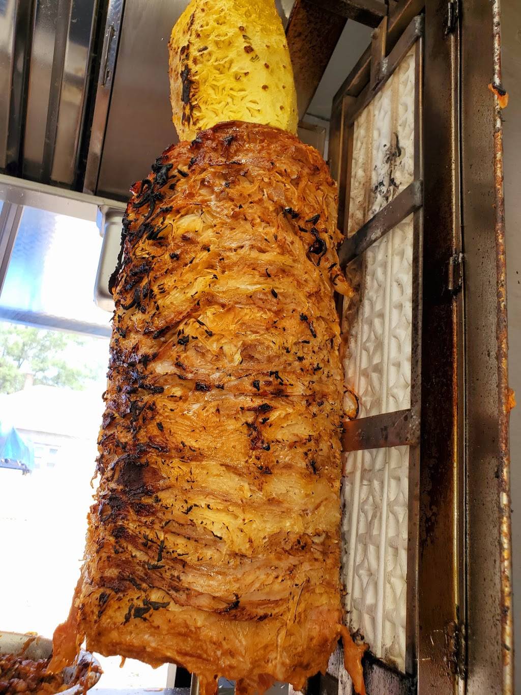 Tacos los tapatios | restaurant | 5175 Renville St, Detroit, MI 48210, USA | 2488439305 OR +1 248-843-9305