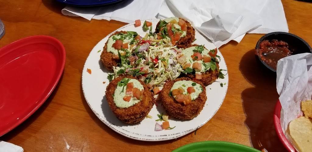 Freds Mexican Cafe | restaurant | 300 Pacific Coast Hwy, Huntington Beach, CA 92648, USA | 7143748226 OR +1 714-374-8226