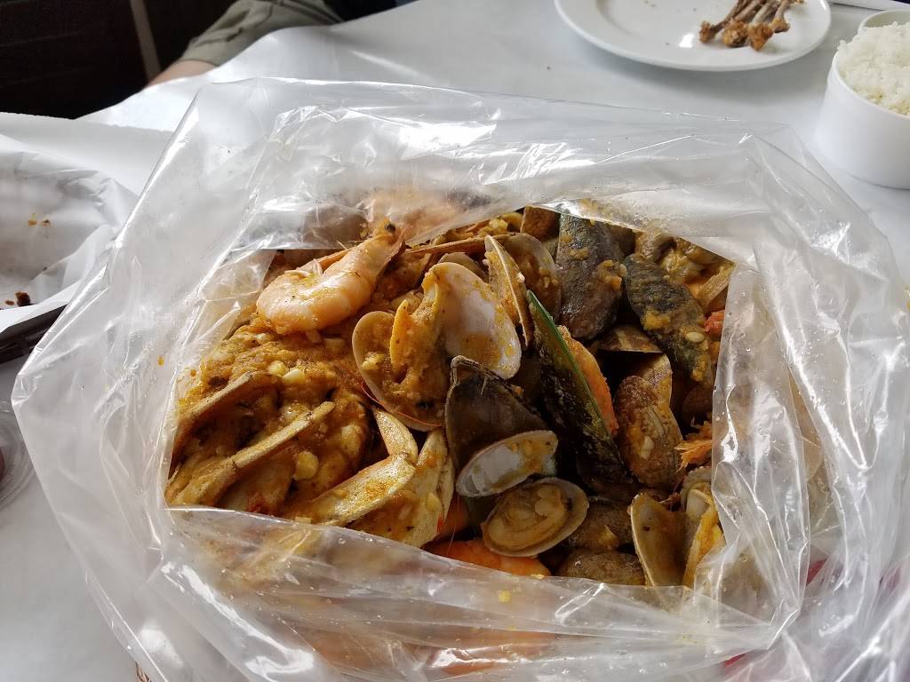 King Red Crawfish & Pho | restaurant | 230 N Garfield Ave, Monterey Park, CA 91754, USA | 6269279629 OR +1 626-927-9629