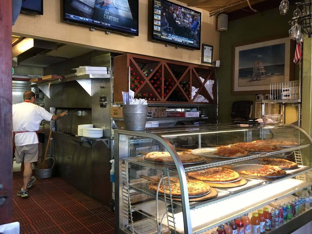 Pizza 1 | restaurant | 253 Center Ave, Aptos, CA 95003, USA | 8316841110 OR +1 831-684-1110