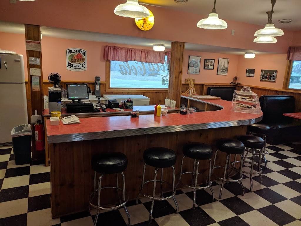 Nilands Cafe | cafe | 24 Lincoln Hwy, Colo, IA 50056, USA | 6413773663 OR +1 641-377-3663