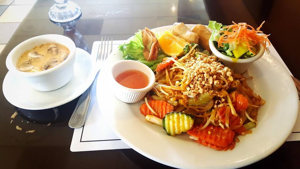 Panya Thai Kitchen | restaurant | 1101 W Valley Pkwy, Escondido, CA 92025, USA | 7602911293 OR +1 760-291-1293